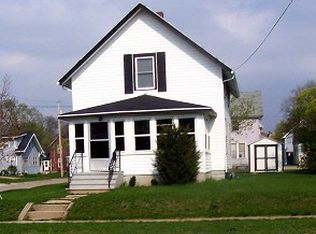 757 Moore St, Beloit, WI 53511