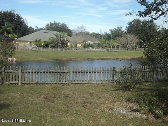 4th image of 520 Bay Hollow Ct