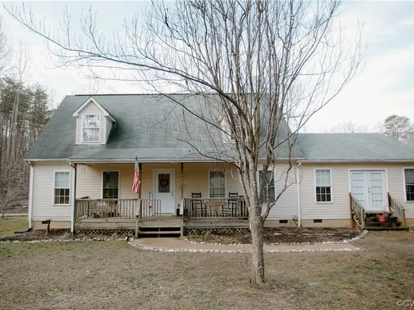 193 Deer Run, Farmville, VA 23901