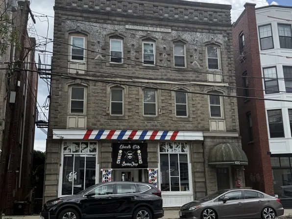 100 River St #3F, Haverhill, MA 01832