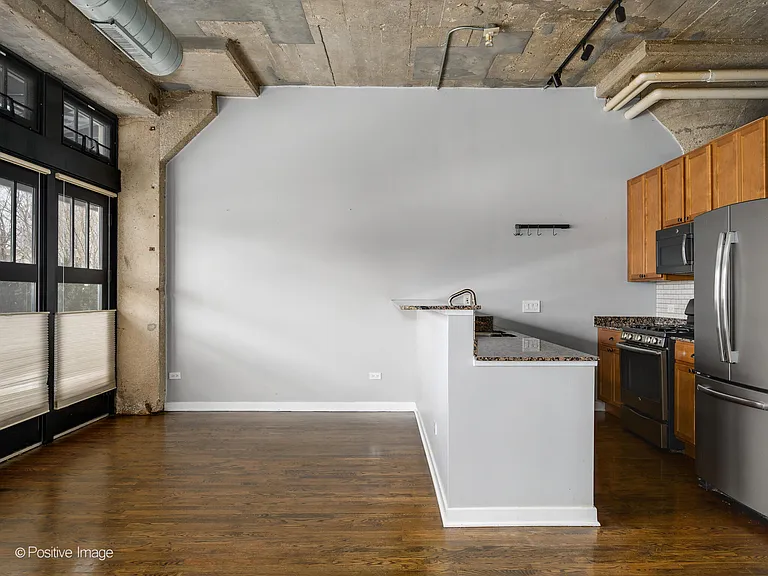 1151 W 14th Pl #137 — Photo 6