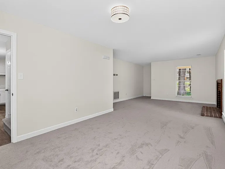 101 Cabell Way — Photo 7