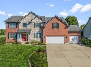 3298 Seton Hill Dr, Bellbrook, OH 45305