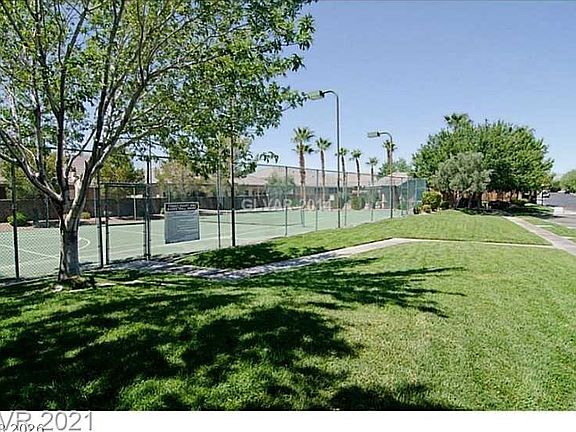 2nd image of 242 Kyland Cove Ave