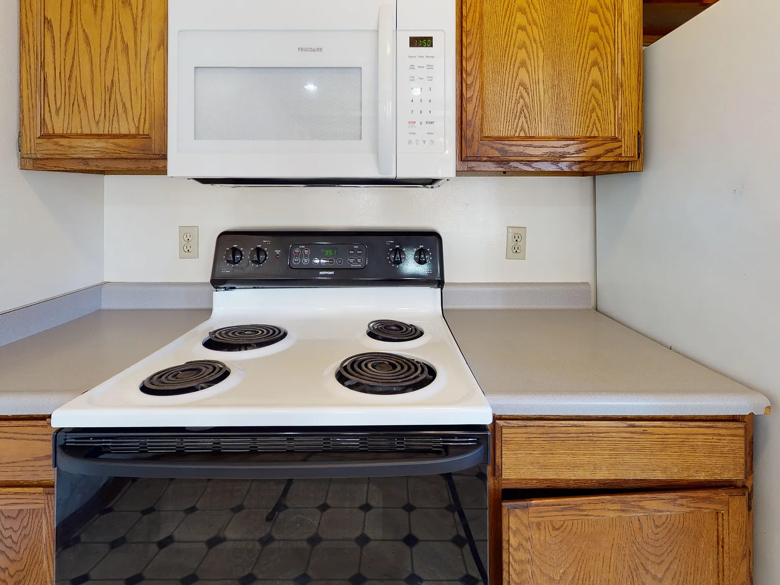 11 East Gilman Street - 1 — Photo 3
