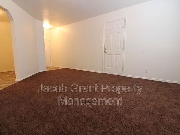 5th image of 635 Hoopes Ave APT 1