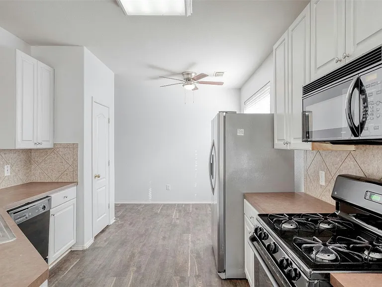 13416 Arbor View Ln — Photo 10