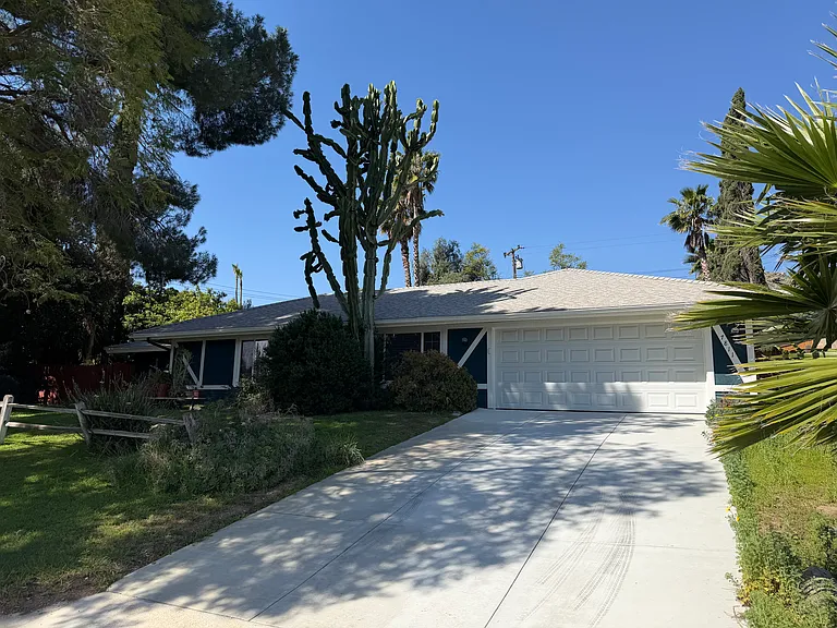 7811 Bolero Dr — Photo 1