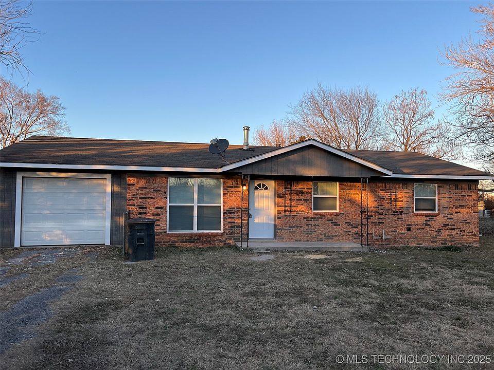 1st image of 101 Plum Dr