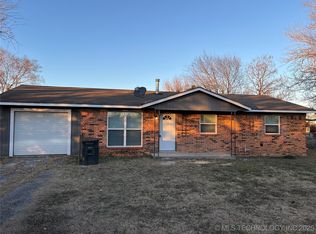 101 Plum Dr, Warner, OK 74469