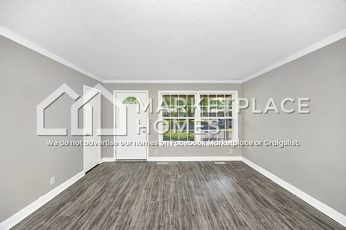 4002 Summerhill Dr NW — Photo 4