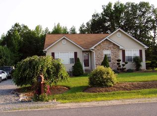 7412 Laura Ln, Fredericksburg, VA 22407