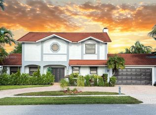 6381 Falconsgate Ave, Davie, FL 33331