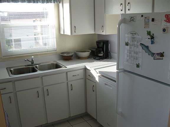 5th image of 18 Vista Gardens Trl