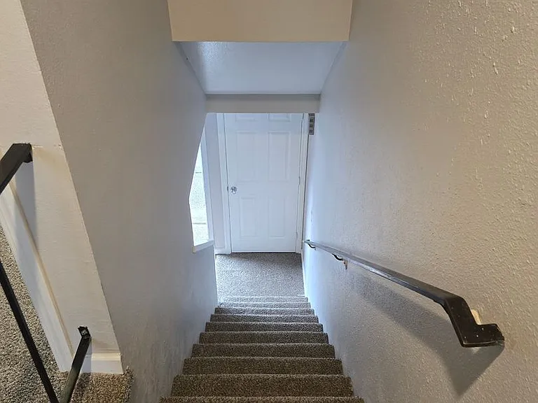 Park Townhomes — Photo 17