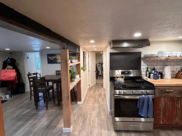 1580 Washoe Way #B — Photo 30