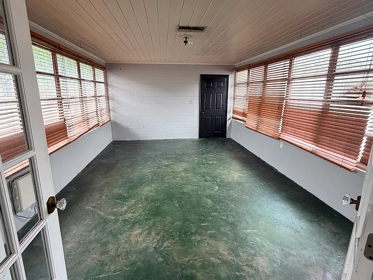 919 Clearview Ave — Photo 14