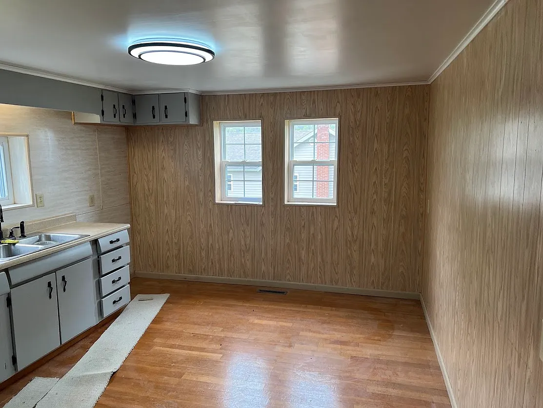314 Brown St — Photo 4