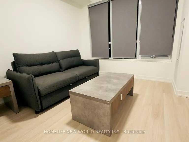 415 Main St W #605 — Photo 11