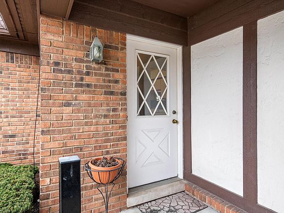 4th image of 3353 Heritage Pkwy #46