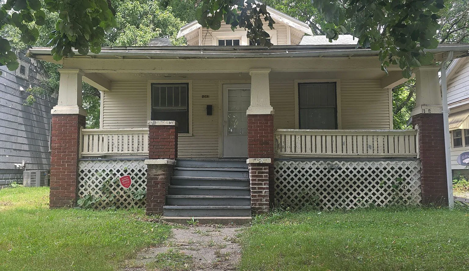 1312 E Olive 2 bedroom, 1 bath — Photo 1