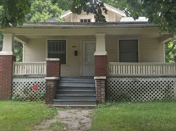 1312 E Olive St, Decatur, IL 62526