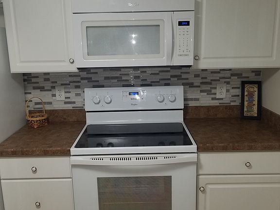 2nd image of 358 Limeberry Pl