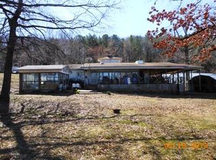410 Round Mountain Rd, London, AR 72847