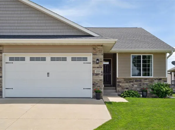 1333 Twin Leaf Ave, Tiffin, IA 52340