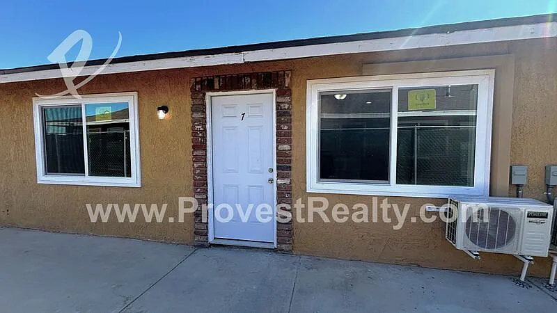 Building Photo - 11800 White Ave #7