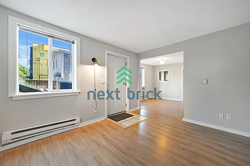 2243 14th Ave W #B Photo 1
