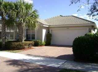 1570 Windamere Ln, Naples, FL 34119