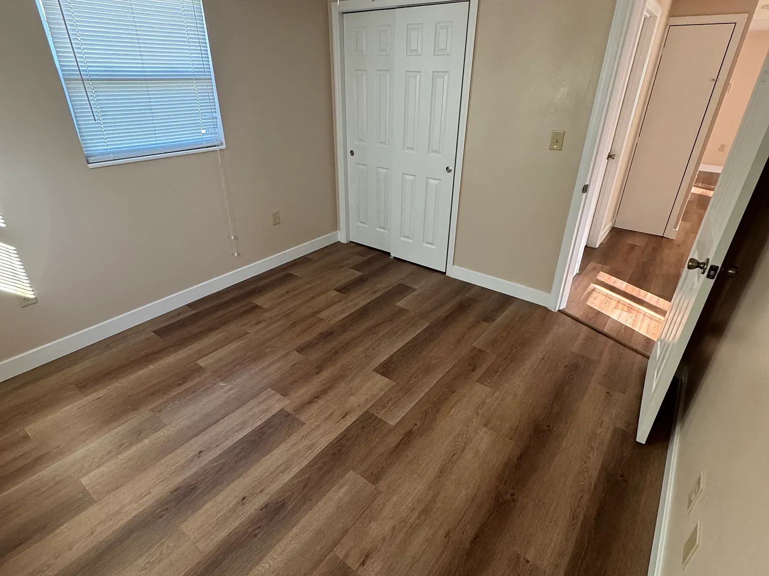 2 bed, 950 sqft, $1,650 — Photo 3