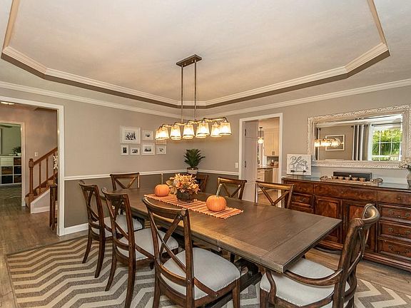 3rd image of 11785 Tall Pines Dr
