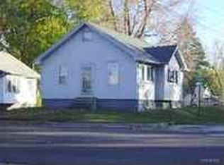 901 E McDevitt Ave, Jackson, MI