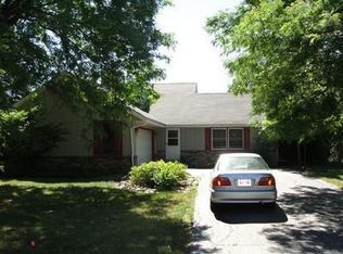 W156N10763 Cobbler Ln, Germantown, WI 53022