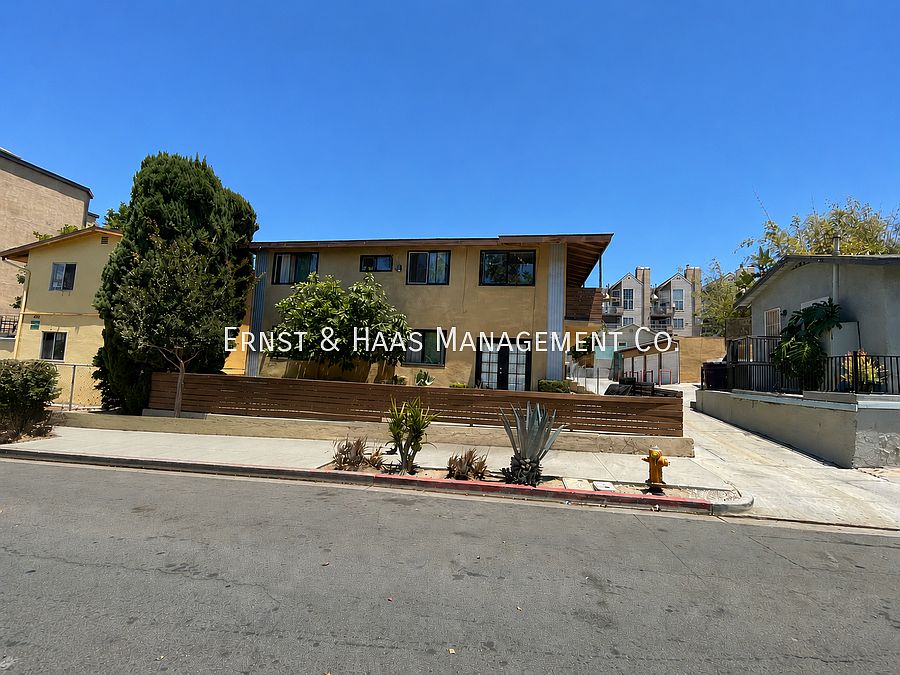 1st image of 426 Golden Ave APT 3