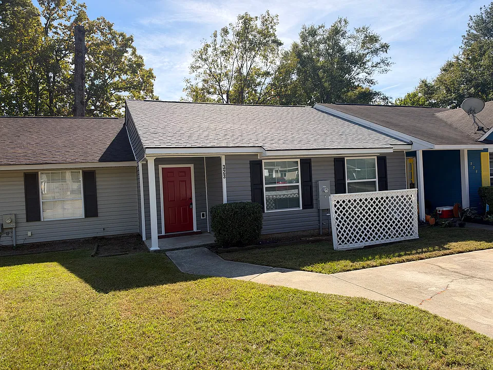 323 Somerset Dr