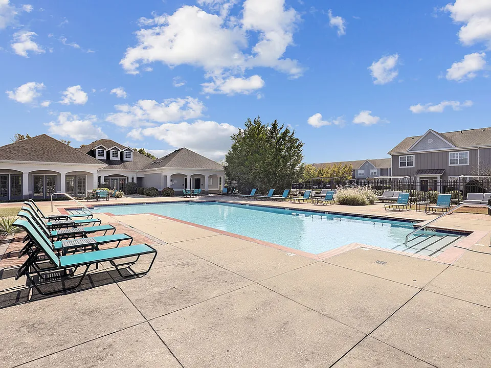 Trail Creek apartments community photo