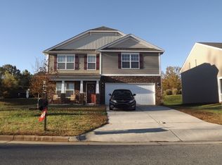 1318 Waldridge Ct, Greensboro, NC 27406