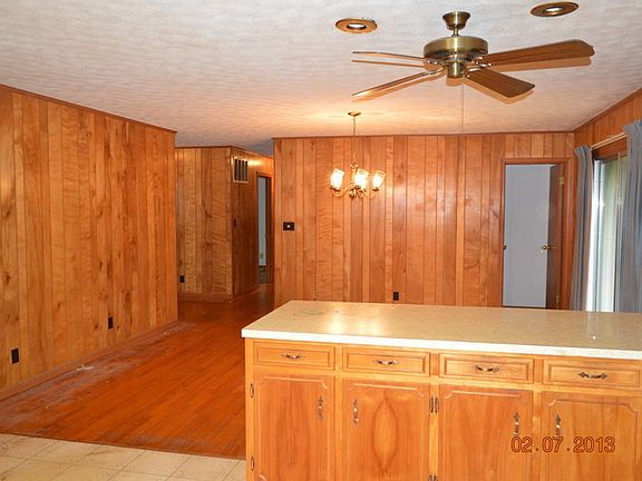 3rd image of 10001 Dogwood Ln