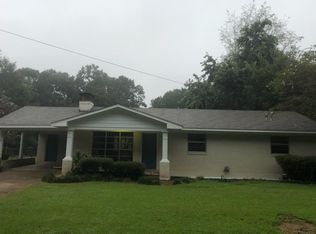 279 Lake Dr, Pontotoc, MS 38863