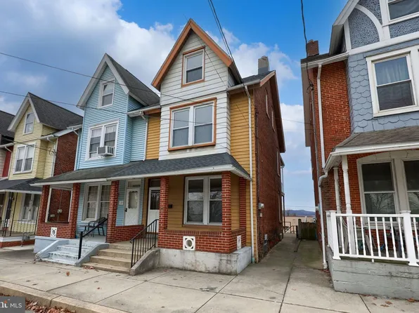 138 S 6th St, Columbia, PA 17512