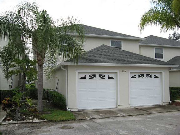 2nd image of 1820 Waterford Dr APT 3