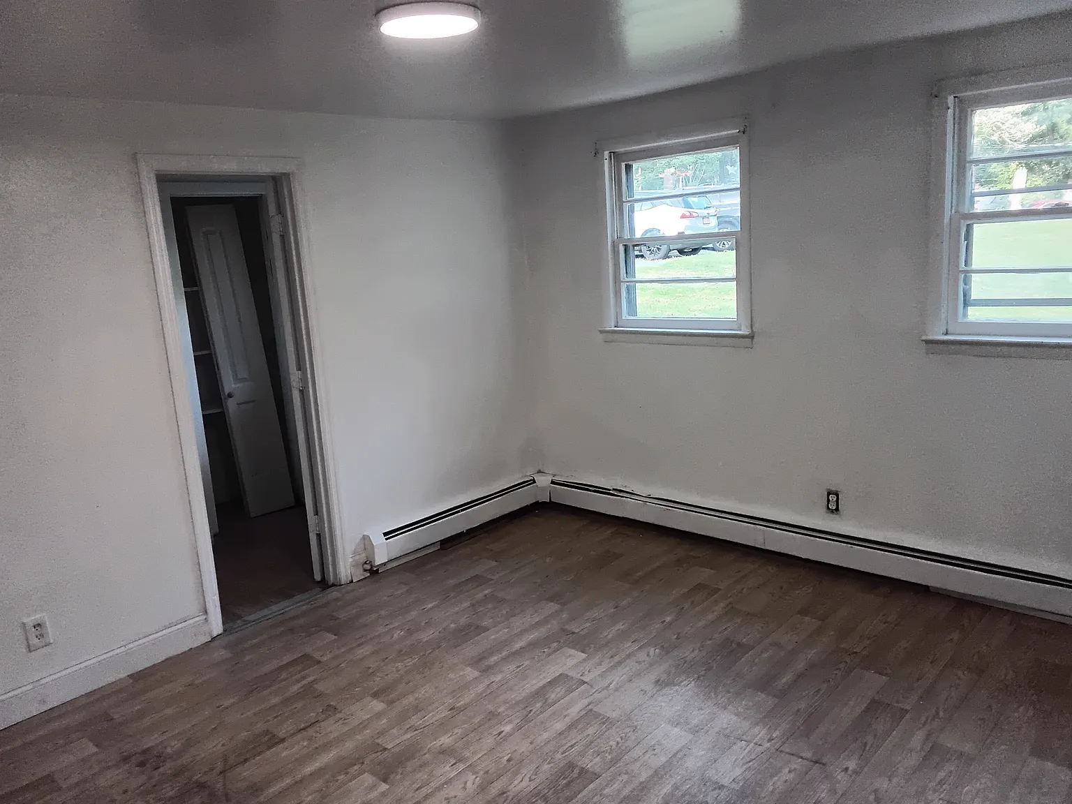 1 bed, $1,300 — Photo 4