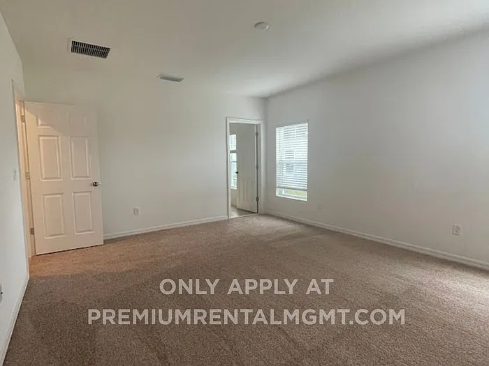 5566 Sabal Dr — Photo 9