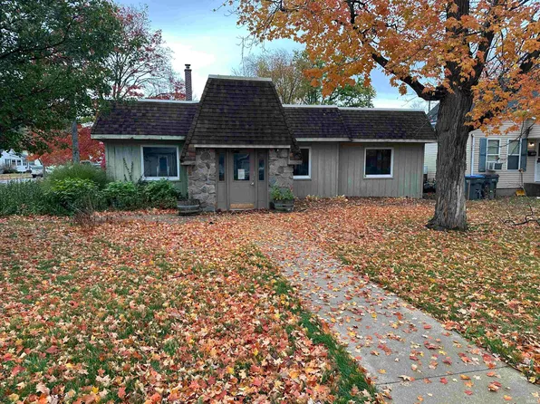 357 N Nappanee St, Nappanee, IN 46550