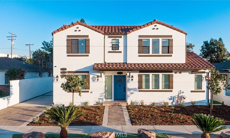 1st image of 10224 La Reina Ave