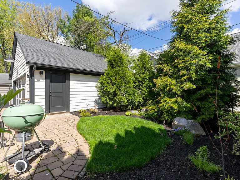 1134 Carol Ave — Photo 6