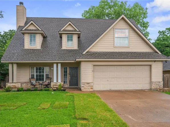 1905 Kingsgate Dr, Bryan, TX 77807